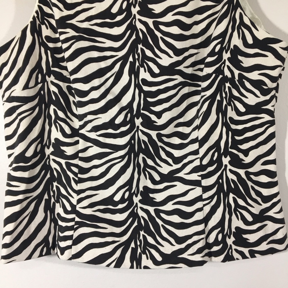 Positive Attitude Fitted Zebra Print Shell Top - Picture 3 of 7